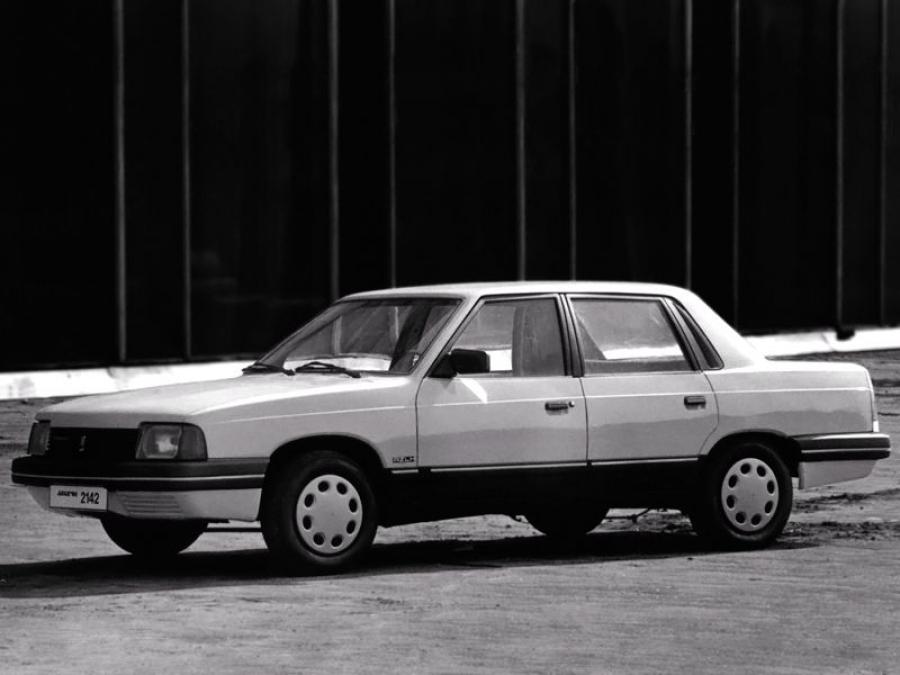  Москвич-2142 Опытный 1990 года  (фото 4 из 11)